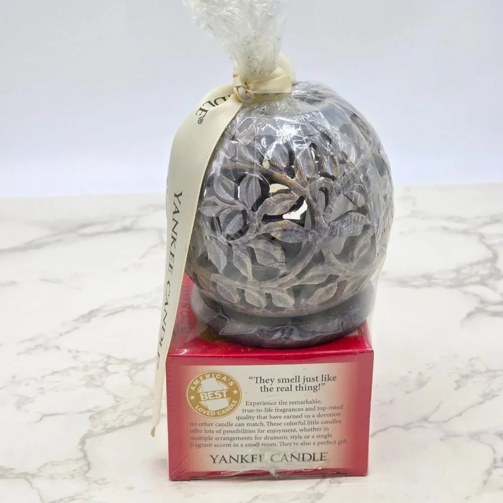 Yankee Candle Stoneware Leaf Tealight Holder and 12 Tutti-Frutti NEW Gift Set